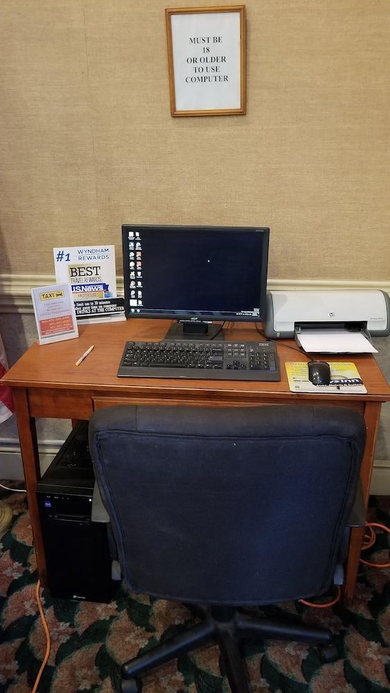 Days Inn West Memphis Buitenkant foto