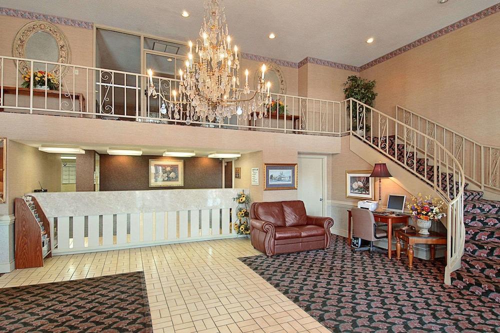 Days Inn West Memphis Buitenkant foto